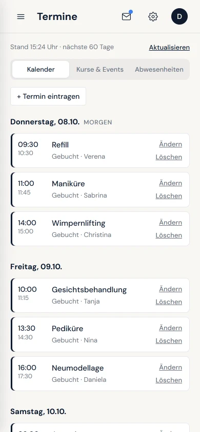 Kundenterminal am Handy: der Kalender mit den gebuchten Terminen der nächsten Tage, je mit Name und Leistung